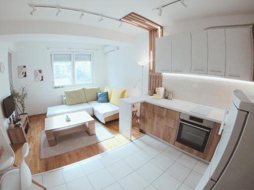 Oleander Apartment
