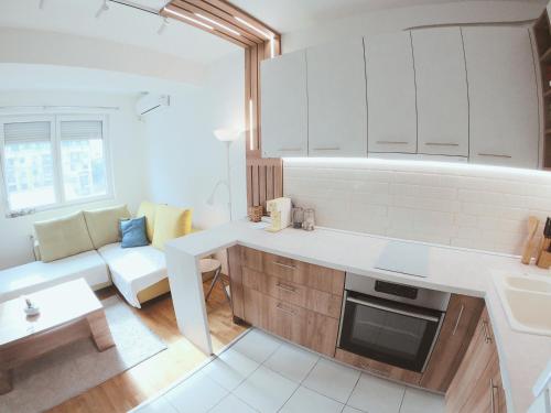 Køkken eller tekøkken på Oleander Apartment