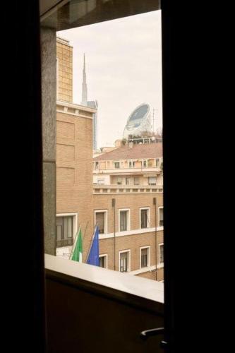 La tana del Leone in centro a Milano