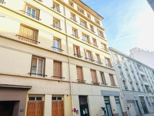 Studio ZEN cosy gare part dieu