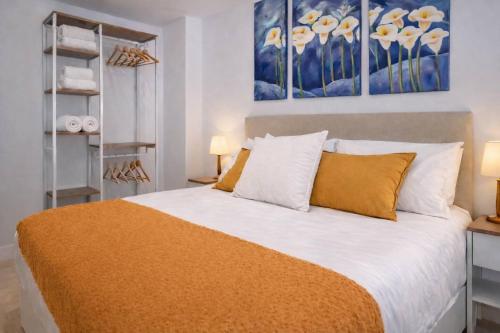 Roig Arena Suite Garden N9