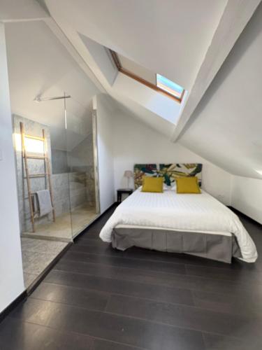 Petit Loft proche Place Darcy