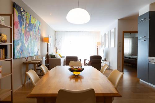 Chesa Altrova Alpine Apartment