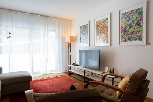 Chesa Altrova Alpine Apartment