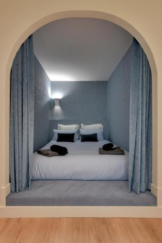 Marais Archives -Architect Flat 2BR 2SDB with AC