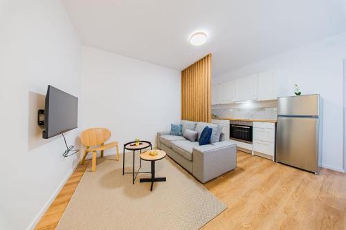 Zagreb 226 - 227 - 228 - 229 - 230 - 231 - 6 Units - Studio & One Bedroom Apartments - New - Apartment - Flexible Keybox Entry - Modern - Monthly Rent - WiFi