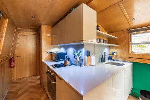 Edinburgh - Houseboats photo 119