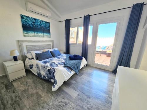 Monte Duquesa - 4 bedroom apt, 3 bathrooms close to Port and Beach, communal pool