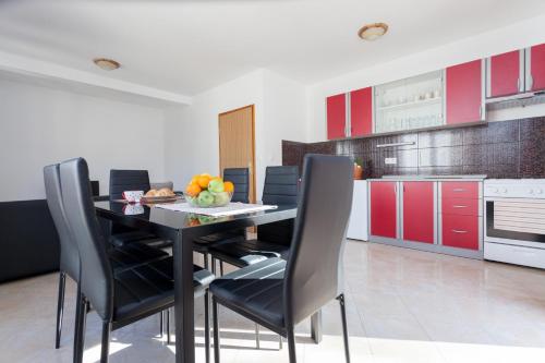 Hedera Estate, Hedera A49