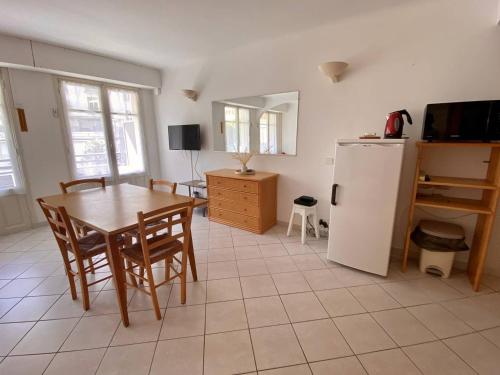 Cannes proche croisette - Studio balcon vue jardin