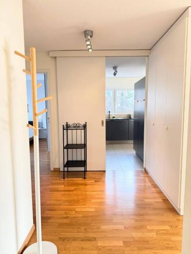 179 Comfortable sunny quiet good location and free parking included