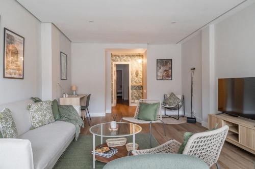 Exclusive cozy -2Bdrs 1.5Baths-Bernabéu
