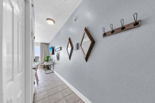 Beachfront Studio #709 at Majestic photo 25