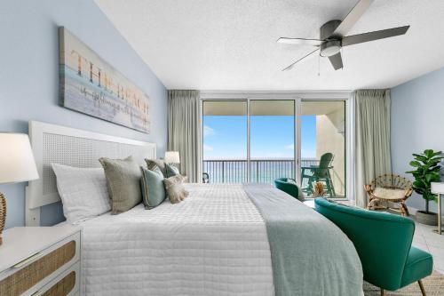 Beachfront Studio #709 at Majestic photo 9