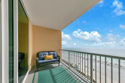 Beachfront Studio #709 at Majestic photo 15