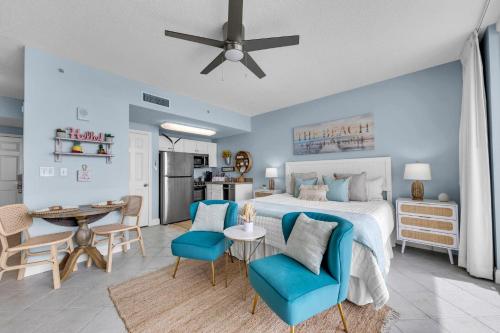 Beachfront Studio #709 at Majestic photo 10
