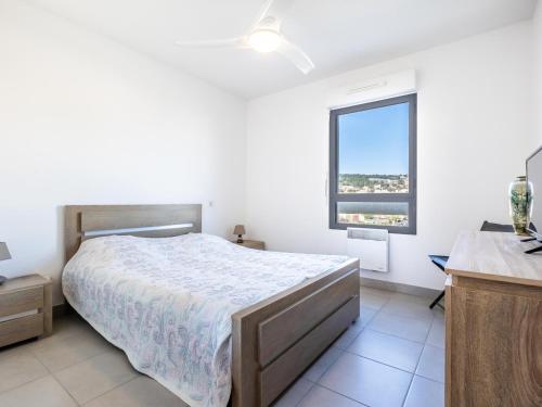 Spacieux T2 avec terrasse et parking à 100m de la plage - FR-1-472-172
