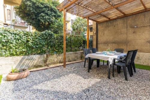 Linate-Duomo - Apartment with Private Garden
