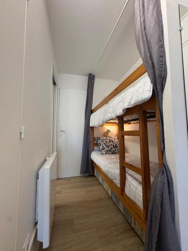 Appartement 6 pers Clim,Piscine,Parking,2 Balcons