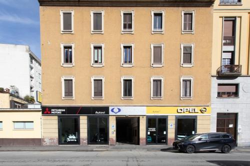Easylife - Milan - Campionesi 3 - Porta Romana