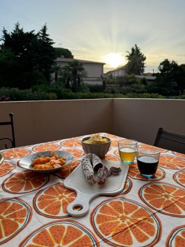 Antibes Peaceful Seaside Getaway 500 m from the Beaches