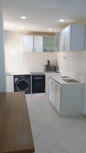 Kuhinja ili čajna kuhinja u objektu M&D hebergement