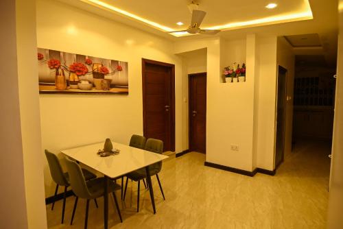 Luxxy Villas Adenta