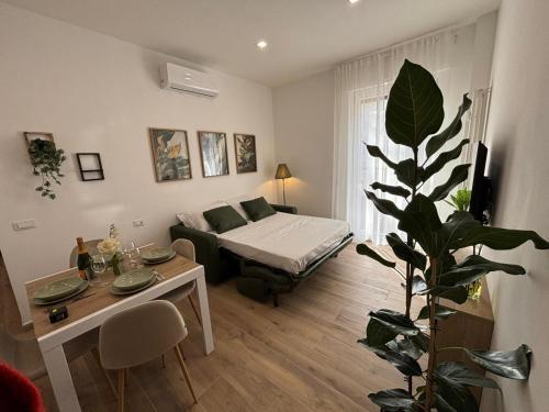 Rome Metro A - Suite Hedera & Bloom