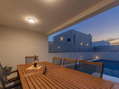 Holiday Home Villa Ema und Ana by Interhome