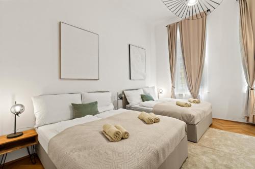 Roomy 2BR Apartment - U6 Metro Nearby