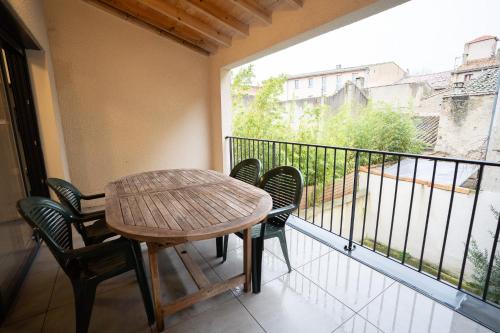 Air-conditioned 2 bedroom apartment with Terrace Parking Carcassonne