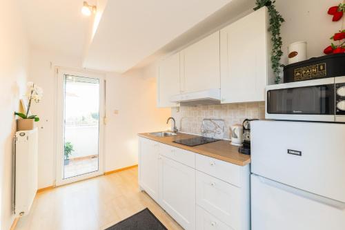 Dapur atau dapur kecil di Villa Mičić