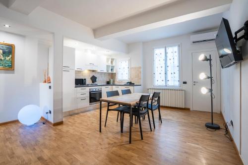 2br historic center, perfect for visiting Florence