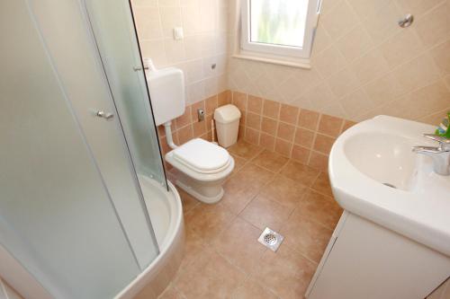 Apartment Novalja 9403c