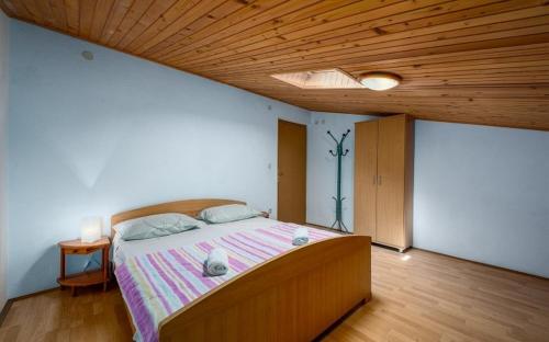 Apartments with WiFi Rabac, Labin - 16022