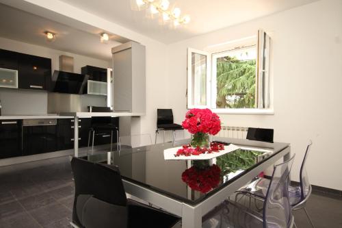 Apartments with parking space Lovran, Opatija - 7838