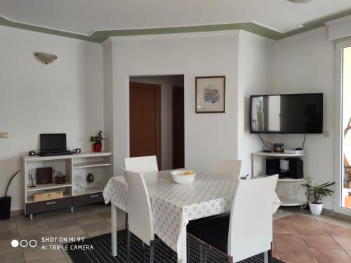 Apartments by the sea Zaboric, Sibenik - 16492