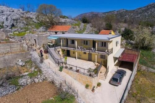 Apartments with parking space Rastovac, Zagora - 25213