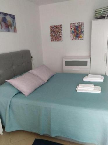 Apartments with parking space Stinjan, Pula - 22939