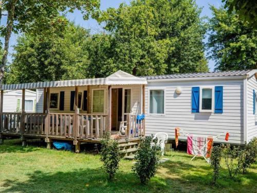 Mobil home spacieux avec terrasse pour 6 personnes - API-1-52-1438