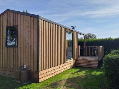 Mobil home avec terrasse pour 4 personnes - API-1-52-997