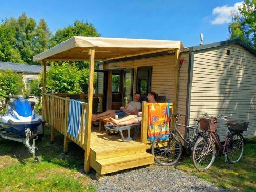 Mobil-home confortable avec terrasse à Saint-Gérons - API-1-52-1311