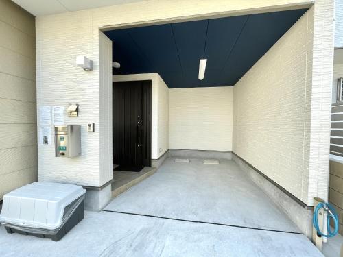 Osaka Namba 5 stations to Villa, 3 rooms, 2 toilets, 1 bathroom, Free Car park