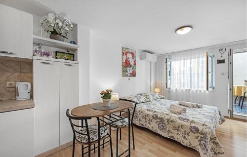 Cozy Apartment In Vodice