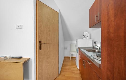 Gorgeous Apartment In Vodice