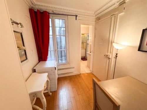 2 Charming flat in Heart of Paris near Louvre&Metro