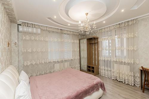 Spacious 72 m Apartment - Near Center & Hospitals - Fast WiFi - Self Check-in