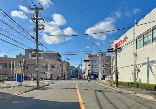 Thriving House 繁栄居