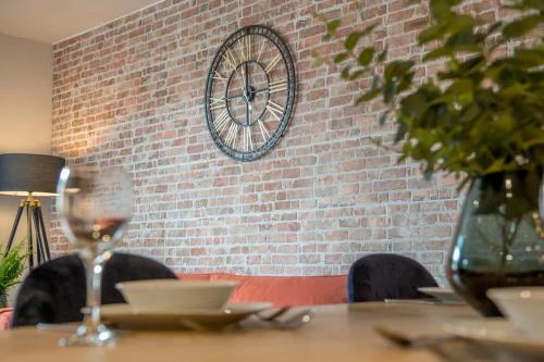 The Quadrant - The Botanical Suite photo 40