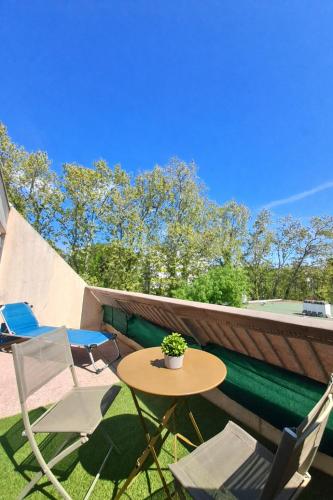 Appartement T1 cosy- terrasse - parking gratuit